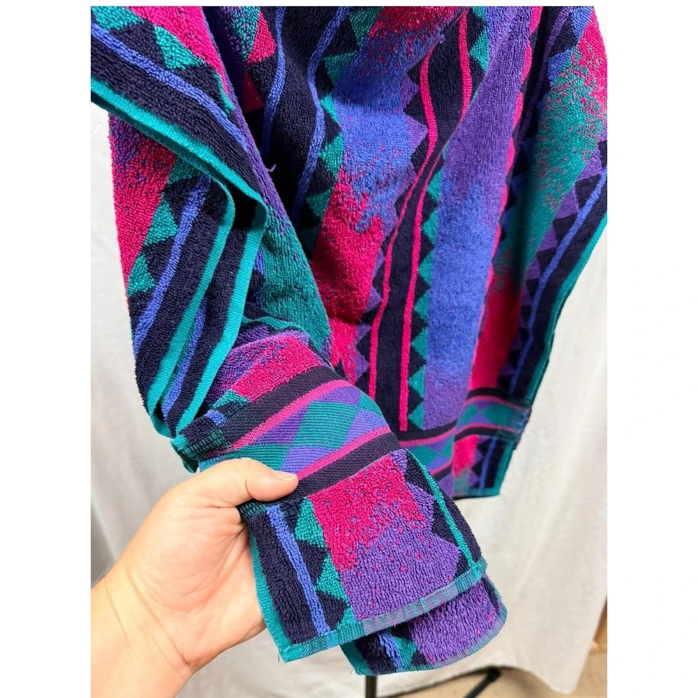 Vintage 1980's Fieldcrest Retro Southwestern Aztec-Style Geometric Bath Towel